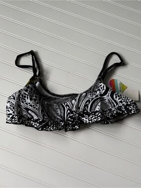 Raisins Black and White Patterned Ruffle Bikini Top